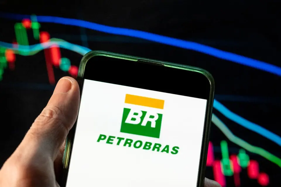 PETR4